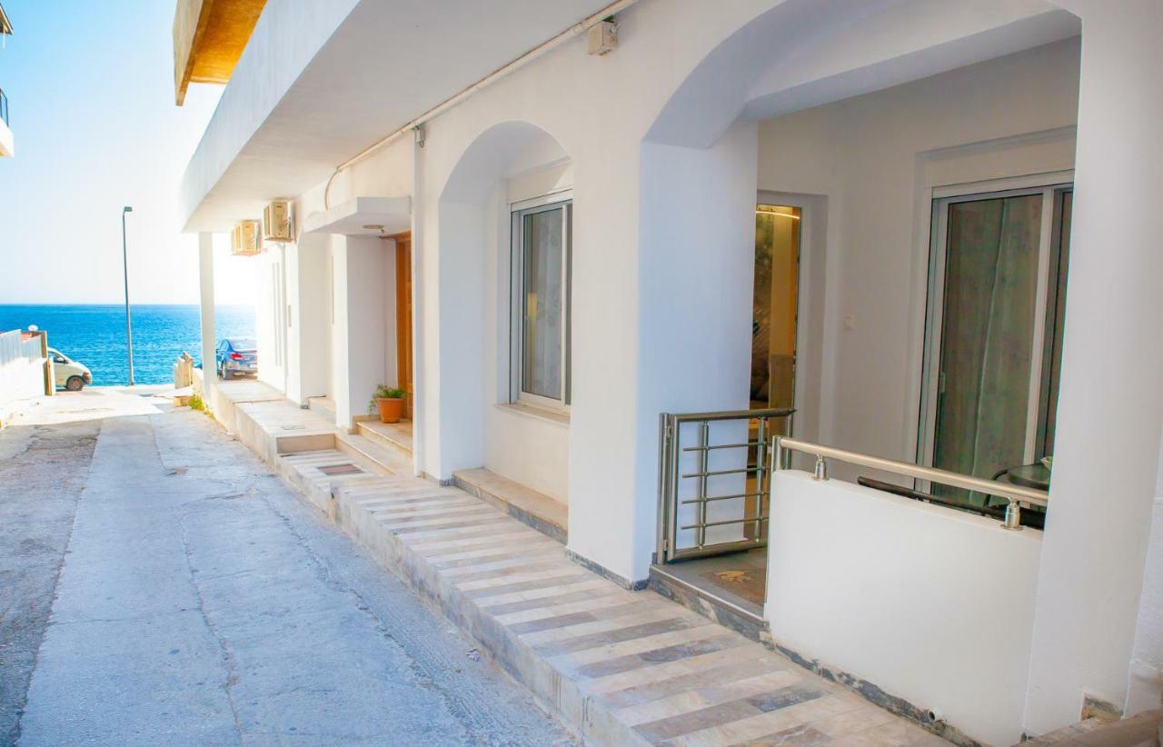 Alley To The Beach Ierapetra  Luaran gambar